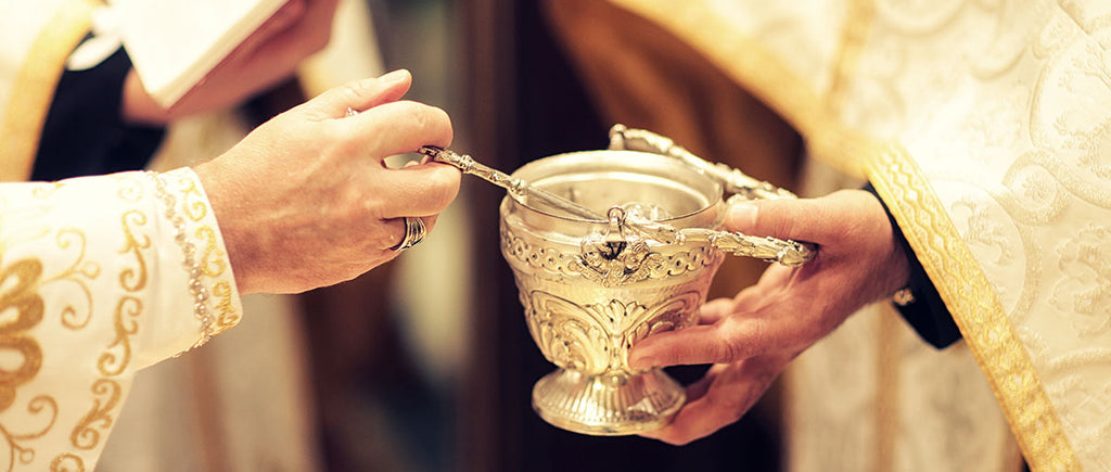 7 Prayers When Using Blessed Holy Water